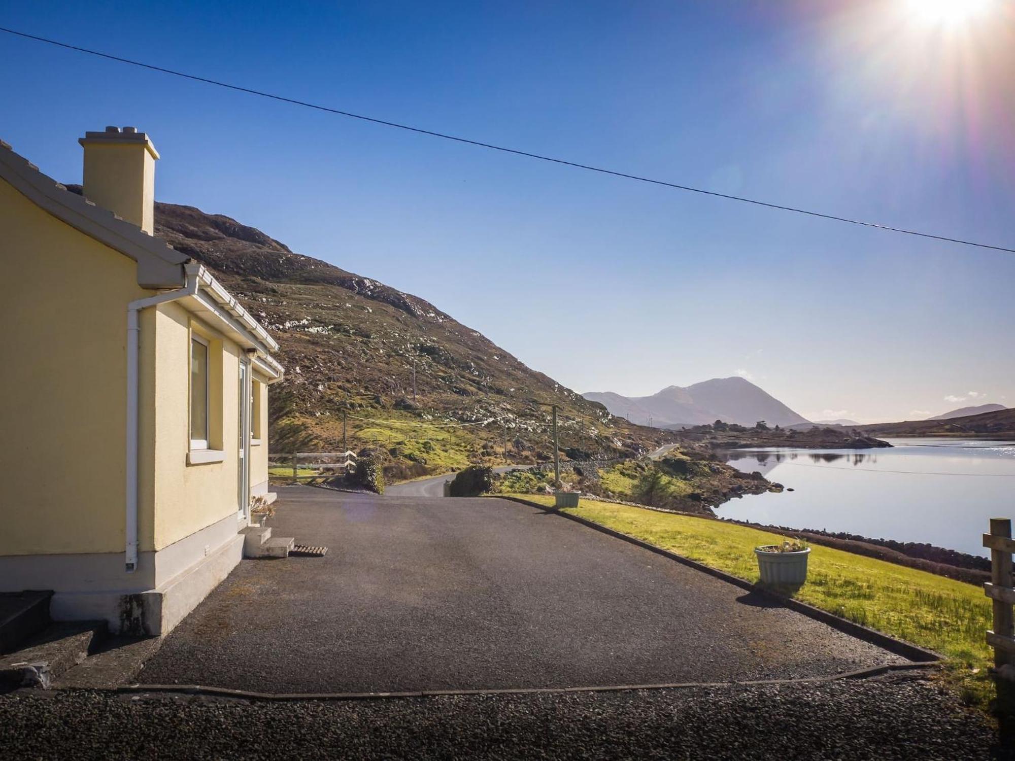 Lough Fee Renvyle Vila Exterior foto